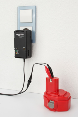 ACS110 Ansmann Universal Chargers Image 4