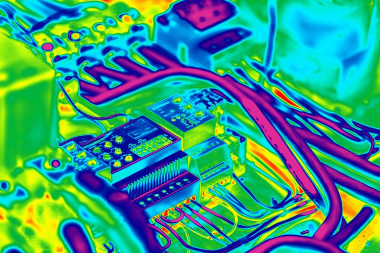 Elektrische Infrarot-Thermografie von Stromkabeln.