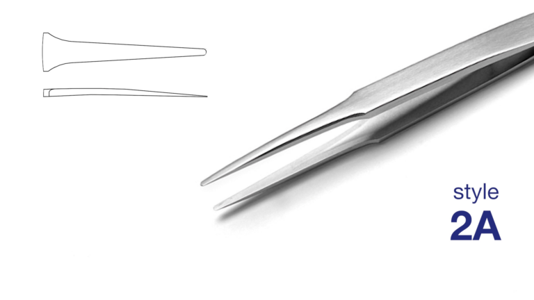 The tip of a 2A tweezer is flat and rounded. ©ideal-tek